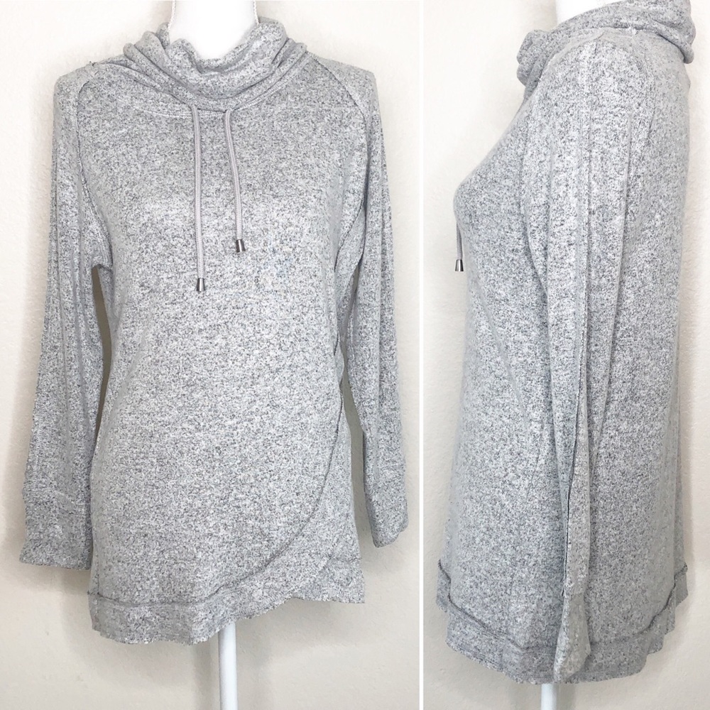 Chelsea & Theodore Mist Grey Ladies Sweatshirt SM